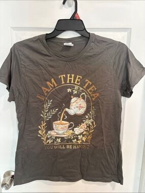 I Am The Tea Graphic Tee - Charcoal with Floral Tea Print